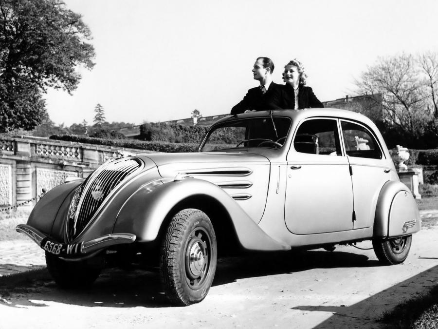  Peugeot 402 1935 года  (фото 4 из 5)